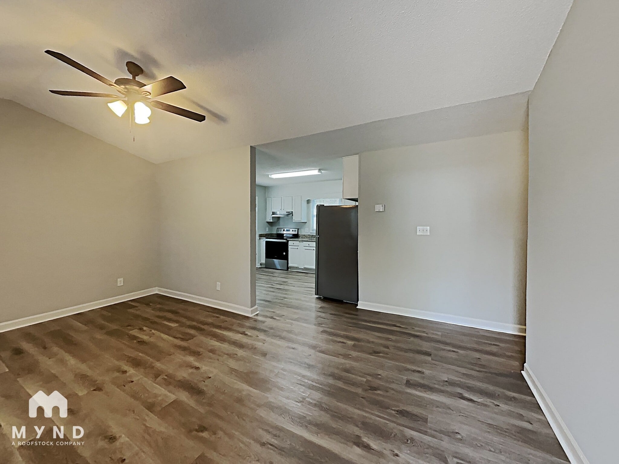 Building Photo - 3408 Redstones Rd