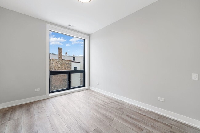 Building Photo - 1606 S Ashland Ave