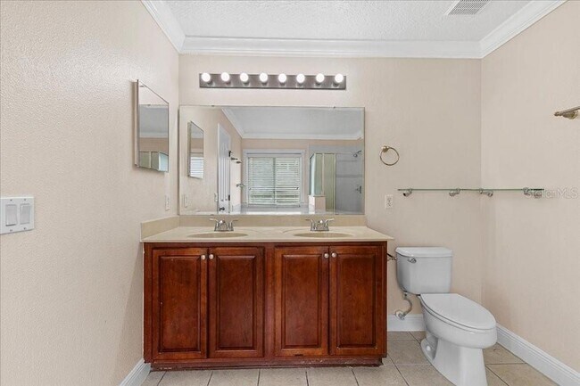 Building Photo - 3949 Golden Finch Way