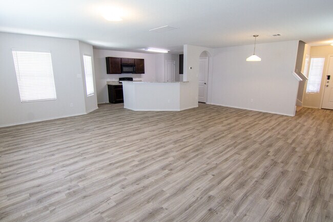 Building Photo - Leonard Crossing - 1006 Rice Drive, Bryan,...