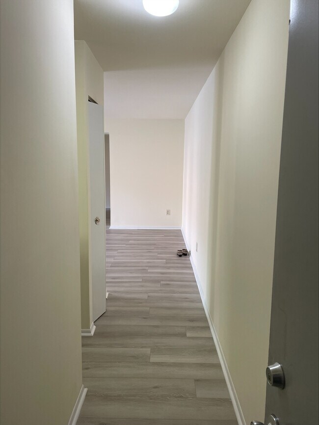 1000 Spring Gate Rd - 1000 Spring Gate Rd Catonsville MD 21228 ...