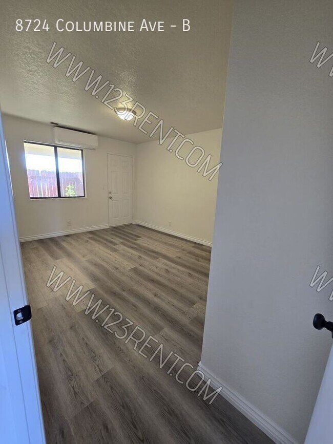 Building Photo - 8724 Columbine Ave