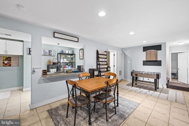 Building Photo - 5413 Rainwood Dr