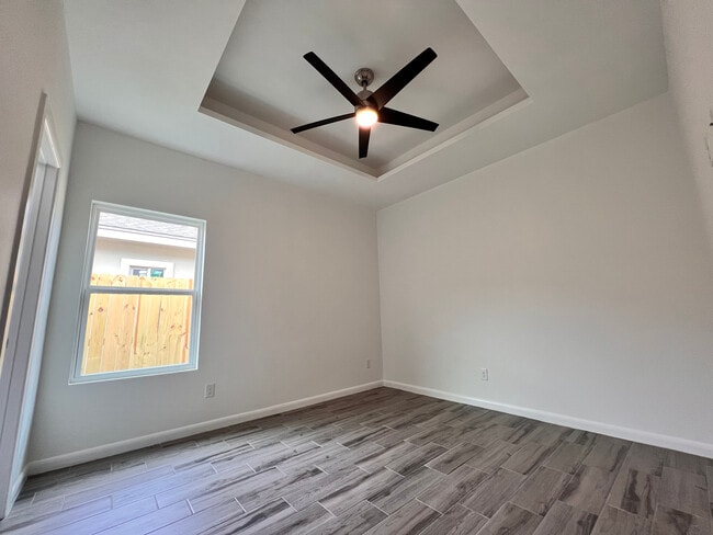 Building Photo - 2206 Taxco Ct