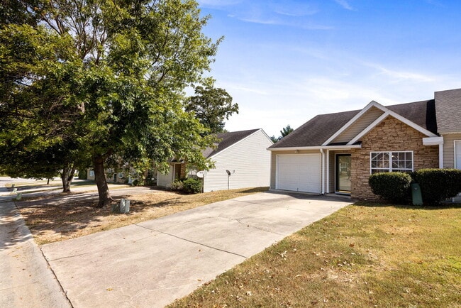Building Photo - 422 Northrop Pl