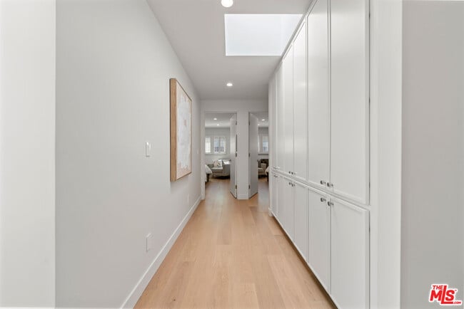 Building Photo - 18254 Coastline Dr