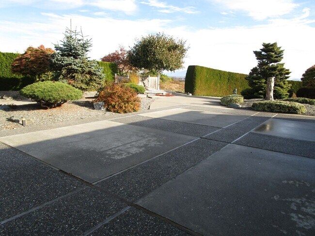 Building Photo - 14884 Channel Drive, La Conner, WA 98257