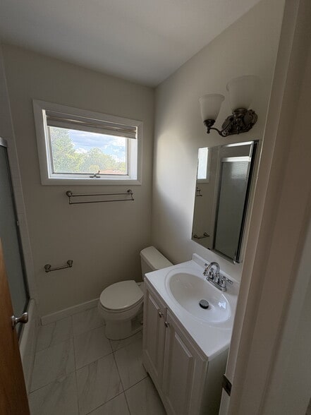 Bathroom - 18 Wordsworth Dr