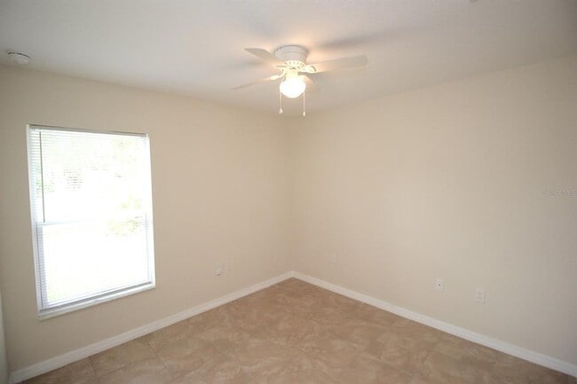 Building Photo - 32 Regency Dr