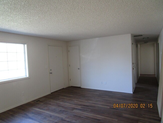 Building Photo - 410 Olney St