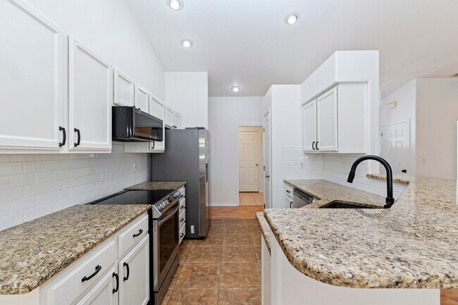 Building Photo - 4467 S Falconrest Way