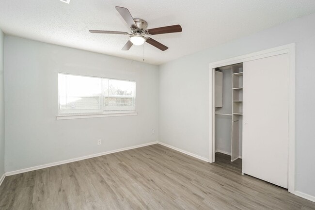 Building Photo - Newly Renovated Single Family Home | 4 BR/2BA | Car Covered Parking | With 2 living areas