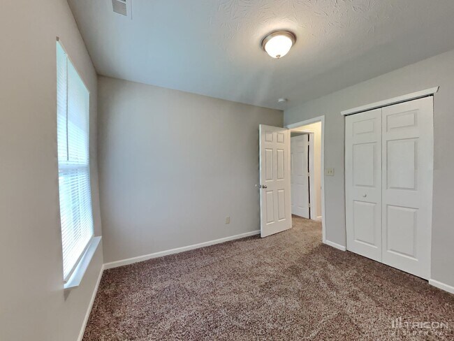 Building Photo - 1267 Niagara Ln