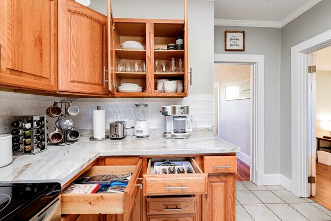 Building Photo - 257 Gordon Ave