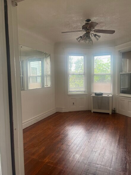 Building Photo - 408 14th Ave