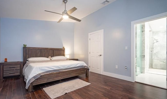 Building Photo - 11250 Tradewind Way