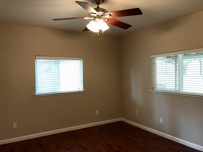 Building Photo - Completely Renovated in 2012; adorable energy-efficient Country home w/ Guest House on 1 mostly l...