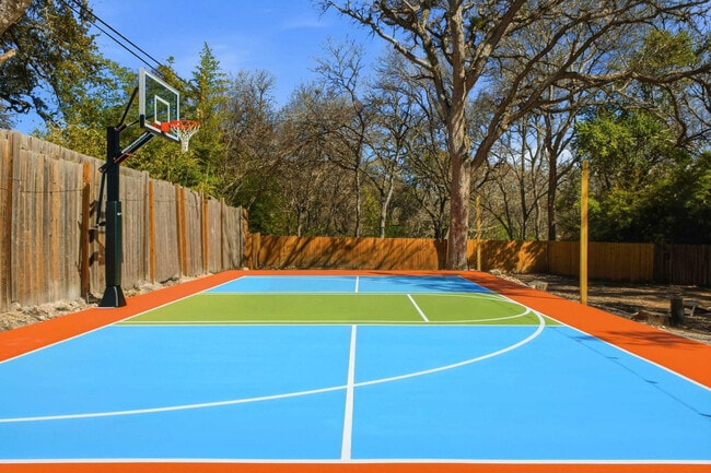 Building Photo - 5422 Lancashire Dr