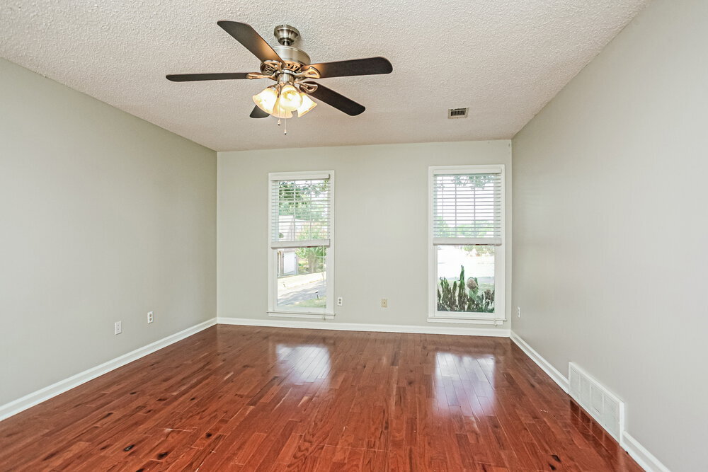 Building Photo - 8893 Wenham Cove E
