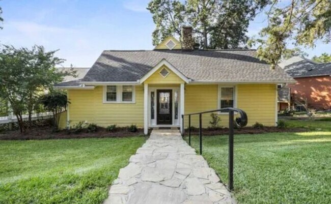 Building Photo - Lake Murray - Irmo - Offering Self Guided Tour with RENTLY!