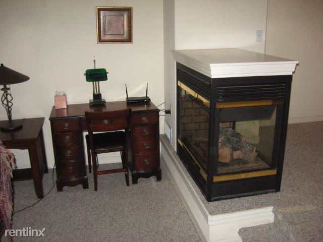 Building Photo - 2 br, 2.5 bath Townhome - Parkside Terrace
