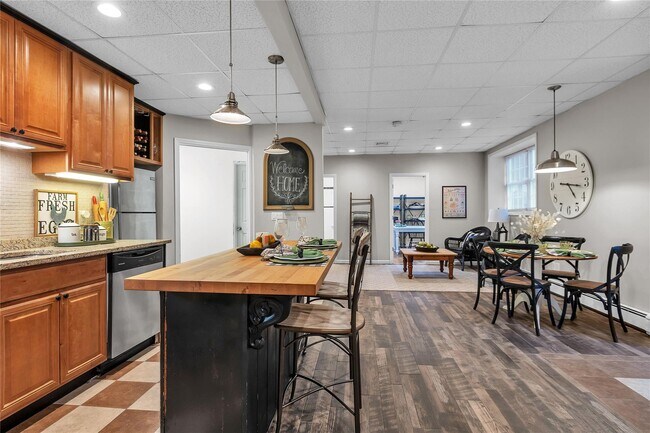 Building Photo - 22 Lauro Ridge Ct