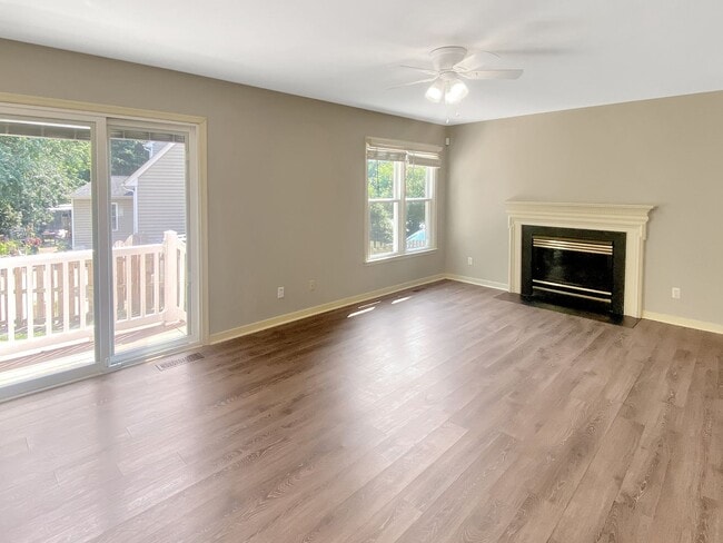 Building Photo - Spacious 4 Bedroom Home in Pebble Creek!