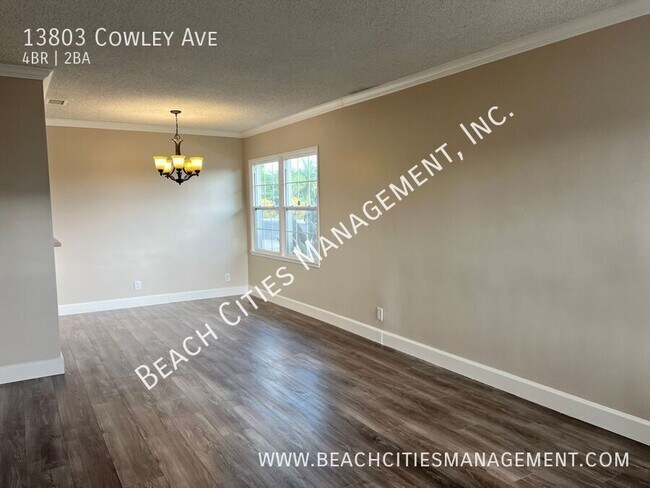 Building Photo - 13803 Cowley Ave