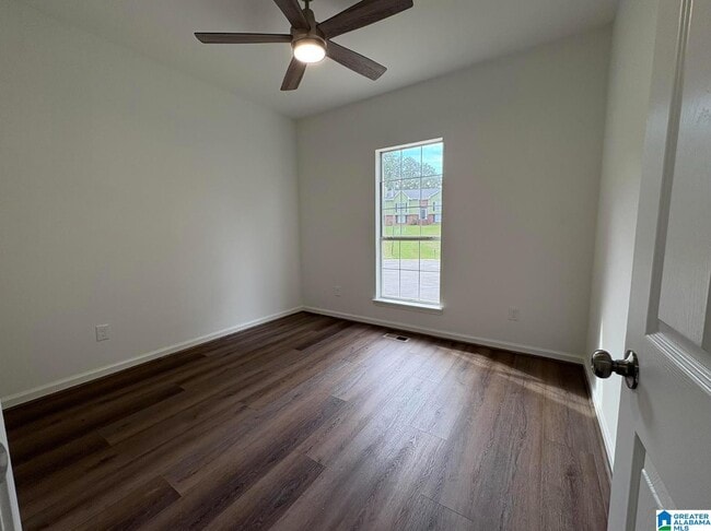 Building Photo - 111 Loyola Cir