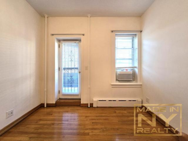 Building Photo - 2 bedroom in ASTORIA NY 11106