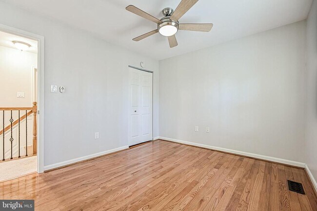 Building Photo - 9929 Hemlock Woods Ln