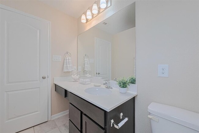 Building Photo - 25327 Cheshire Knoll St