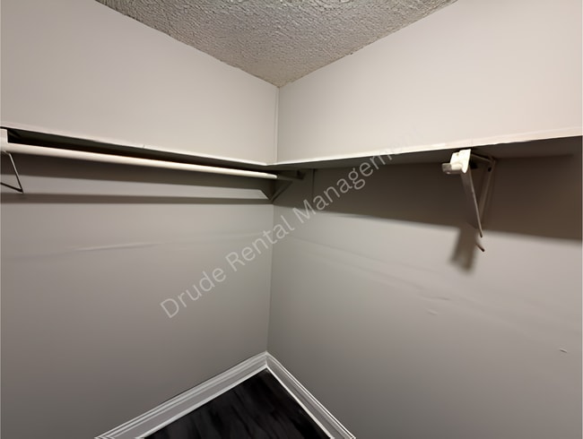 Building Photo - Remodel and Charming Home