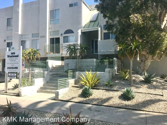 Building Photo - 3656 Westwood Blvd