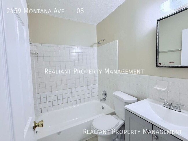 Building Photo - 2459 Montana Ave