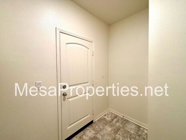 Building Photo - 13422 Menchaca Ct