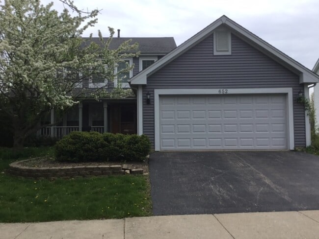 Building Photo - 652 Lakewood Farms Dr
