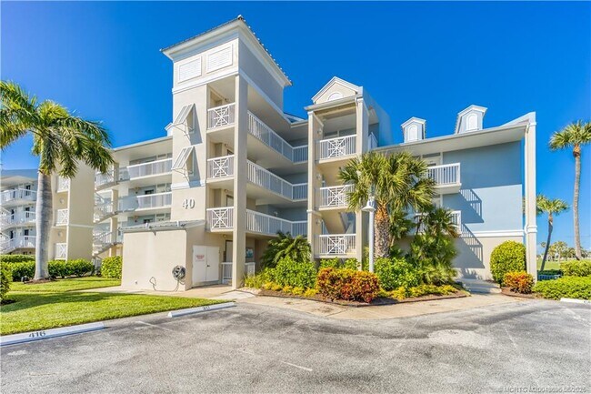Building Photo - 40 NE Plantation Rd