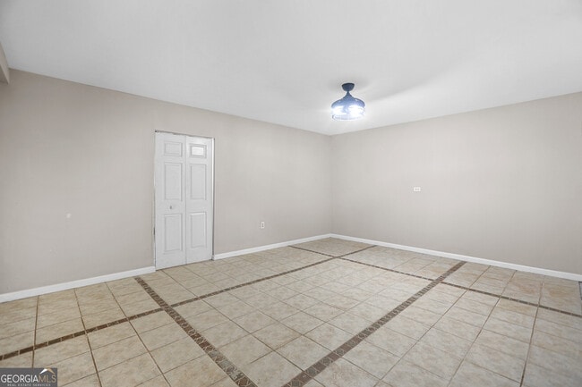 Building Photo - 204 Victoria Trace