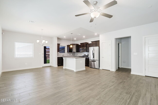 Building Photo - 14813 Tierra Fortaleza Ave