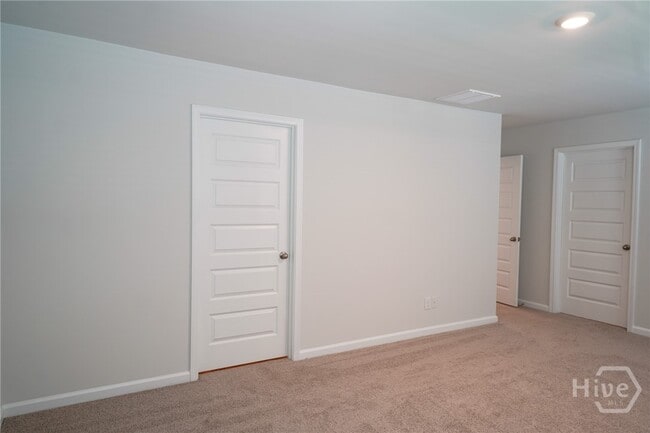 Building Photo - 139 Painted Lady Lp