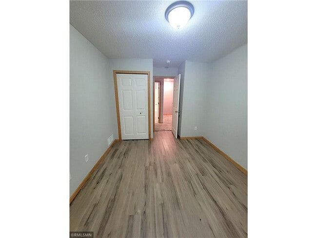 Building Photo - 3553 Sterling Heights Dr