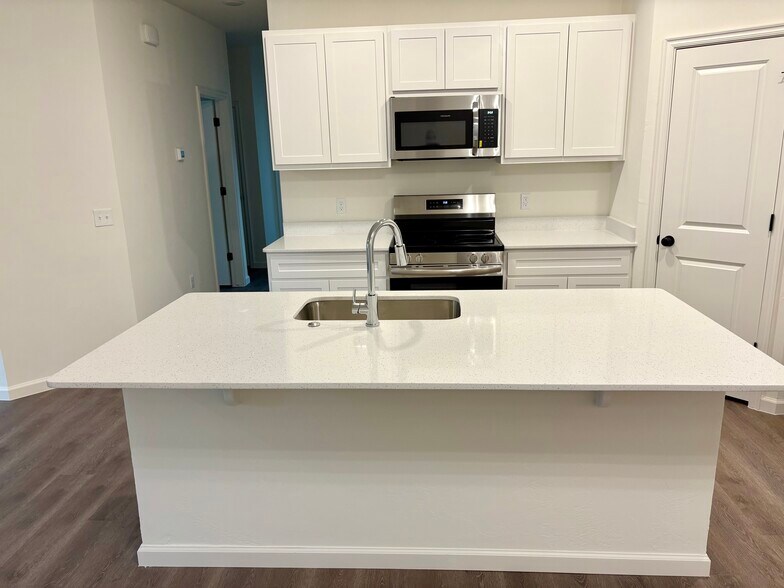 Building Photo - 212 NW 122nd St