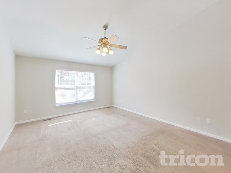 Building Photo - 108 Bear Claw Dr