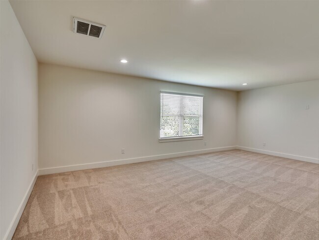 Building Photo - 20126 Turtle Brook Ln