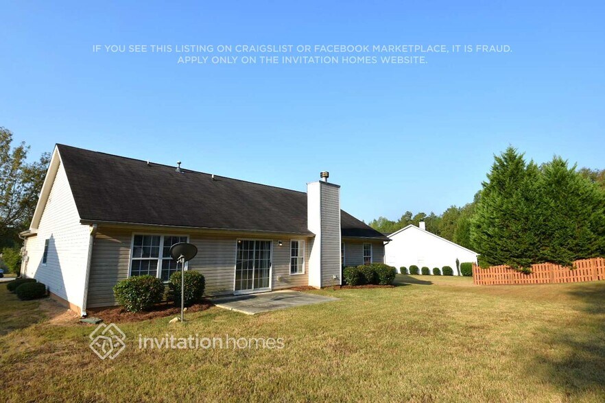 Building Photo - 1970 Winnstead Pl