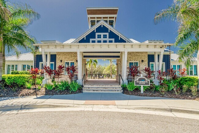 Building Photo - 13128 Royal Pines Ave