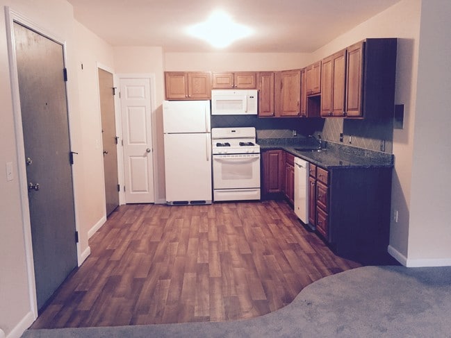 Building Photo - Wilmark Apartments