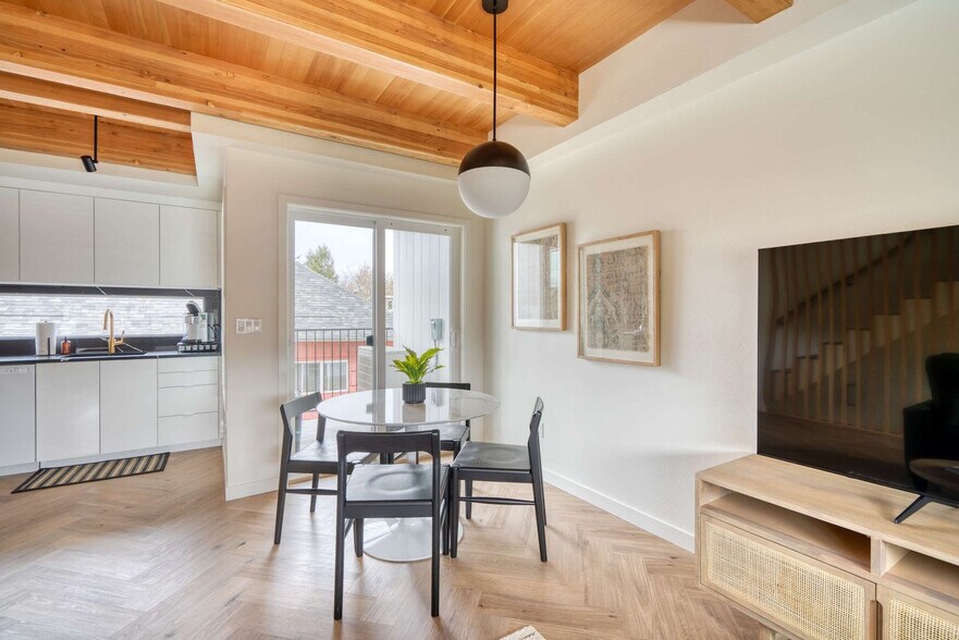 Building Photo - 5018 NE 26th Ave