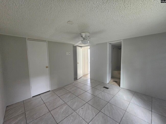 Building Photo - 4012 Mineral Springs Rd